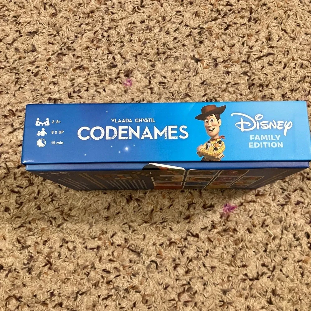 Codenames Disney Family Edition Board Game USAopoly Open Box Unpunched‎ Complete